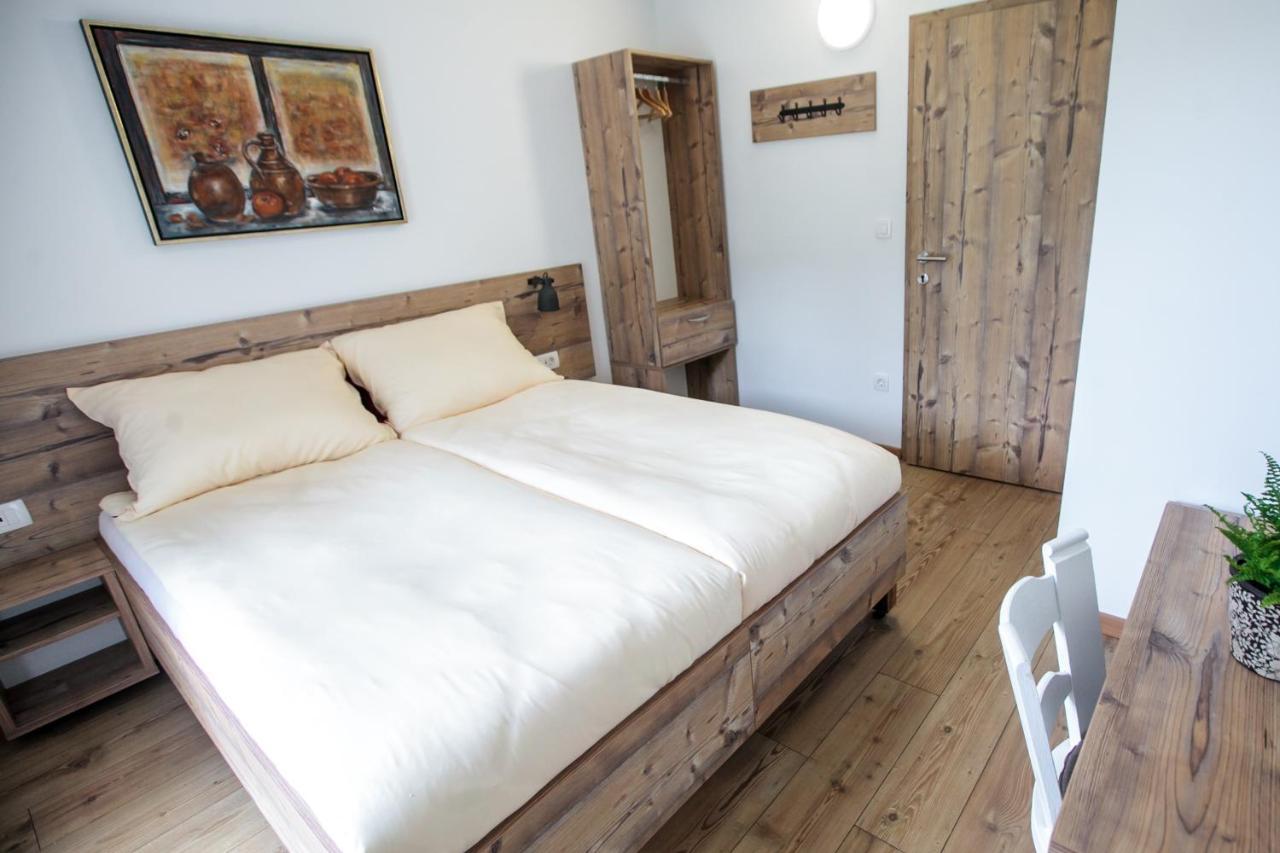 Hisa Poljana Rooms Prevalje Esterno foto