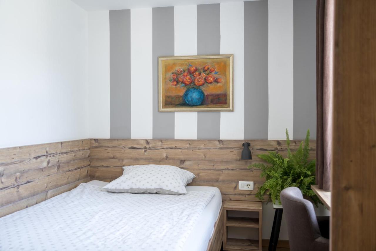 Hisa Poljana Rooms Prevalje Esterno foto