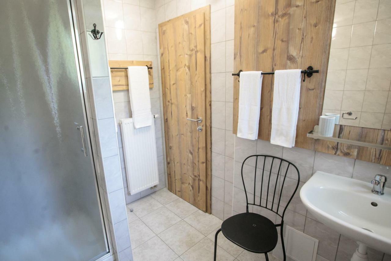 Hisa Poljana Rooms Prevalje Esterno foto