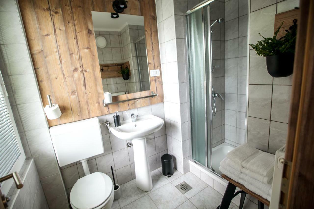Hisa Poljana Rooms Prevalje Esterno foto