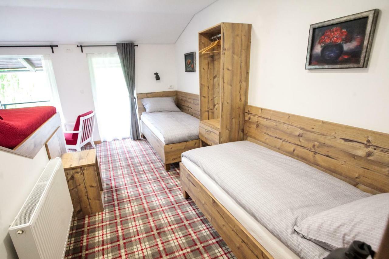 Hisa Poljana Rooms Prevalje Esterno foto